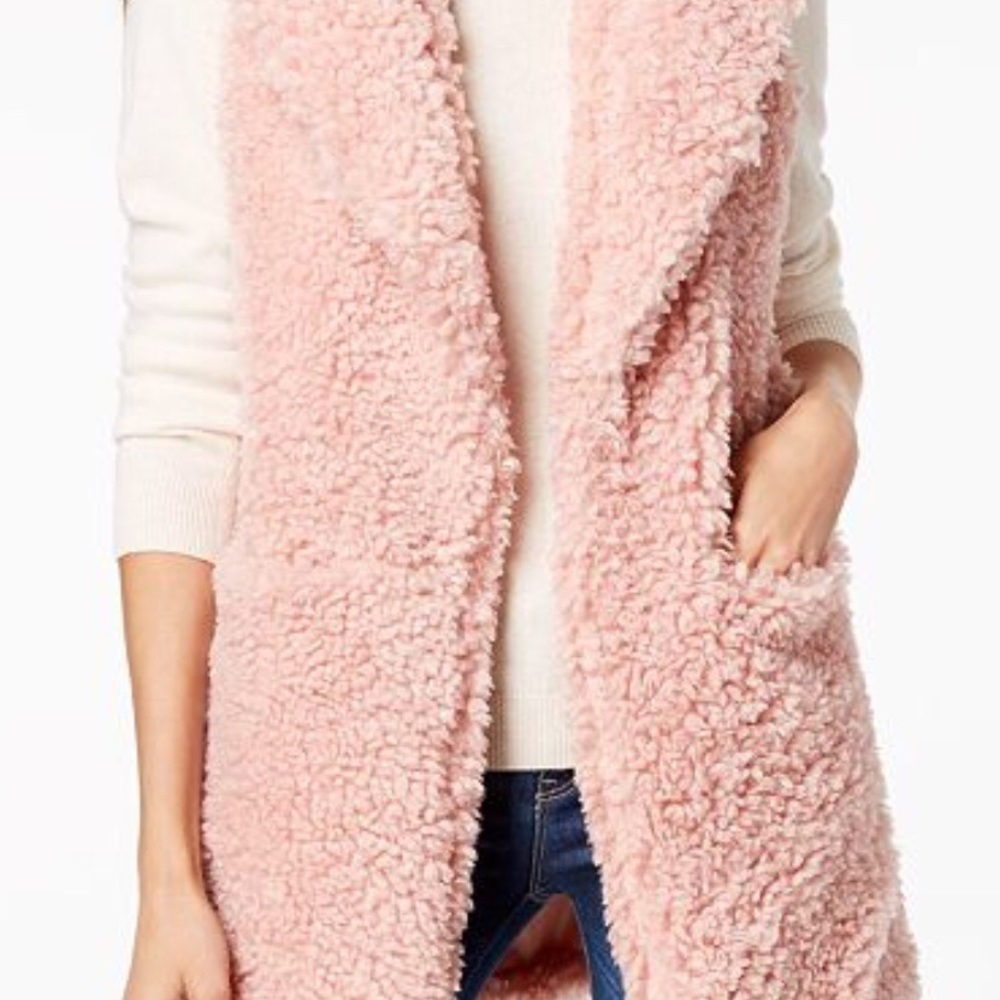 New 💕 Ladies Betsy Johnson faux fur vest Size M